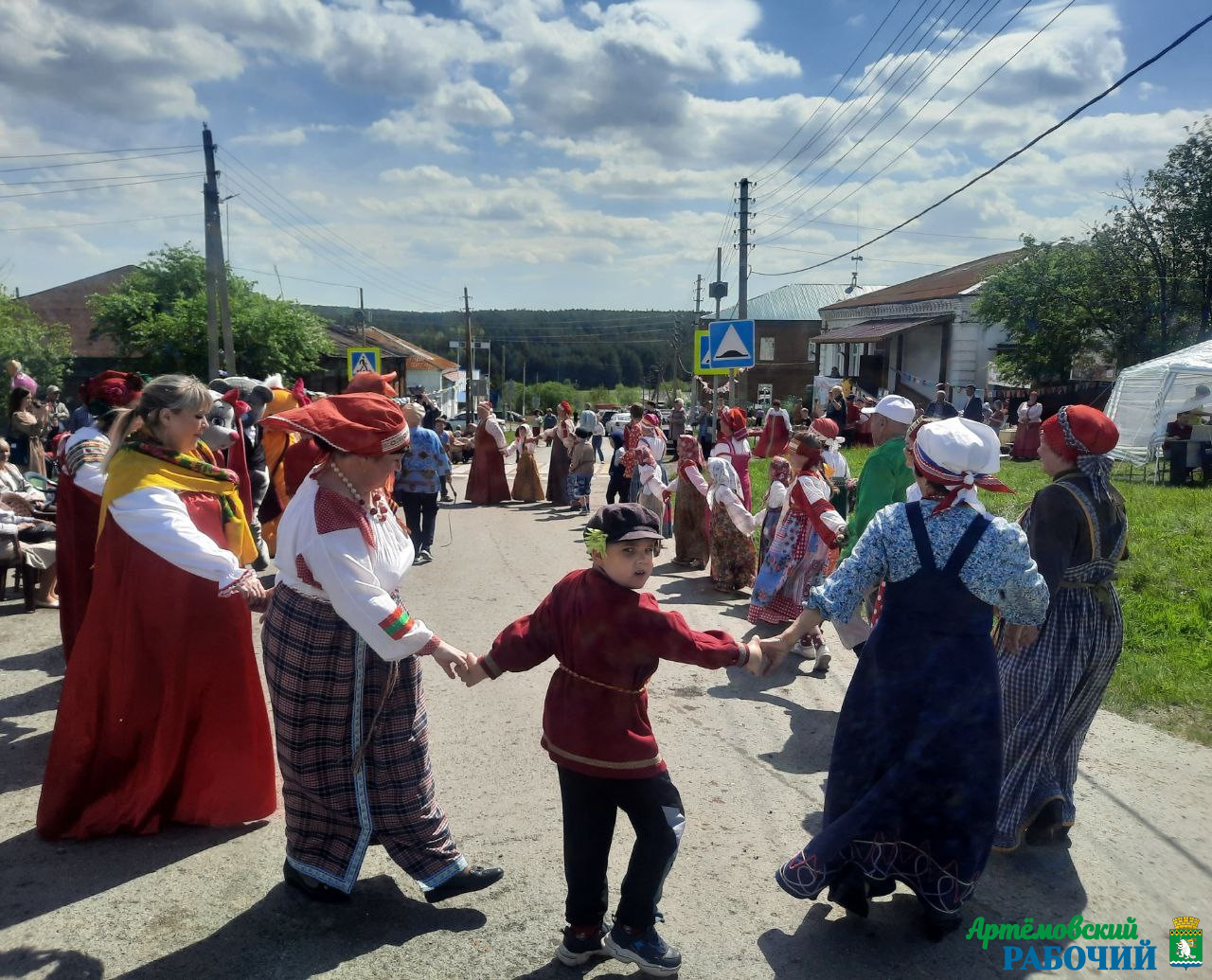 Фестиваль частушки и ярмарка. Мироновцы приглашают на День села.