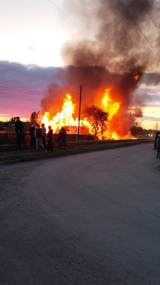 В Красногвардейском сгорел дом, в Бучино – баня