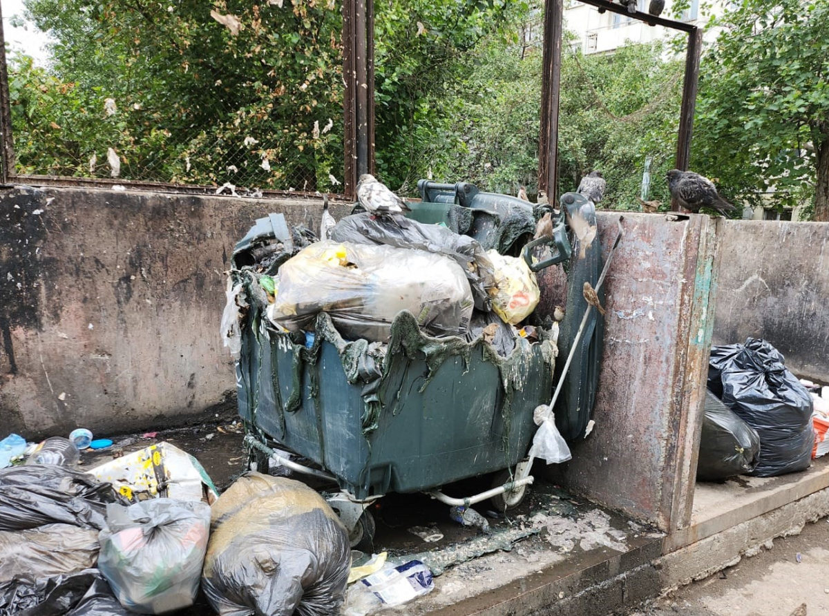 Фото предоставлено ЕМУП. Это площадка, пострадавшая от поджигателей в Екатеринбурге.