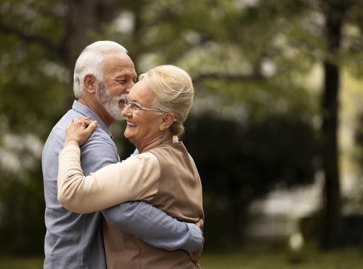 Фото с сайта https://ru.freepik.com/Возрастных и молодых артемовцев приглашают участвовать в областных конкурсах.