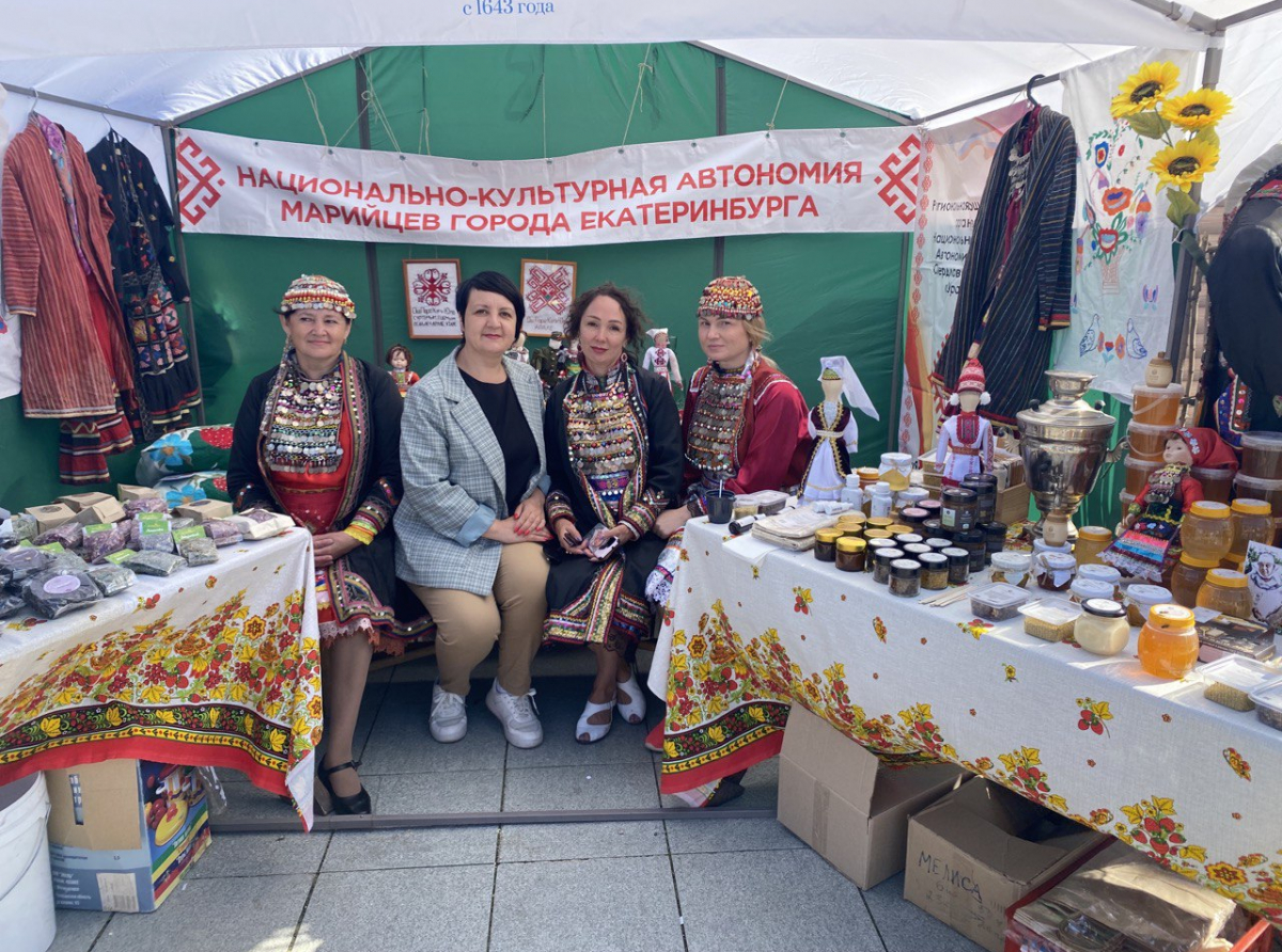 Фото предоставлено В. Кайгородовой. Ярмарки в Ирбите проводятся с 1643 года. В современных реалиях уникальное событие получило вторую жизнь, став культурным и туристическим брендом региона. 