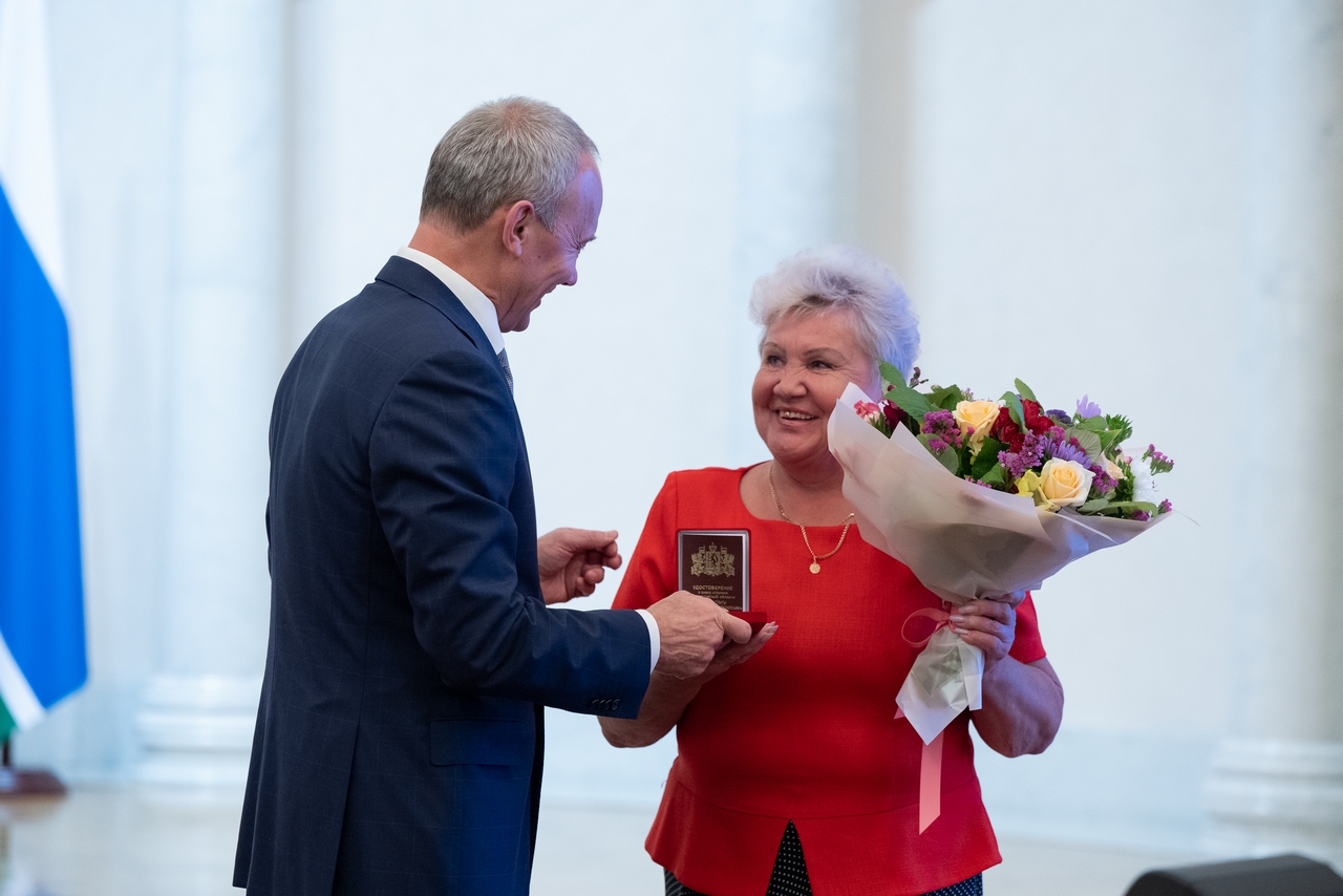  За заслуги в ветеранском движении и большой вклад в его развитие