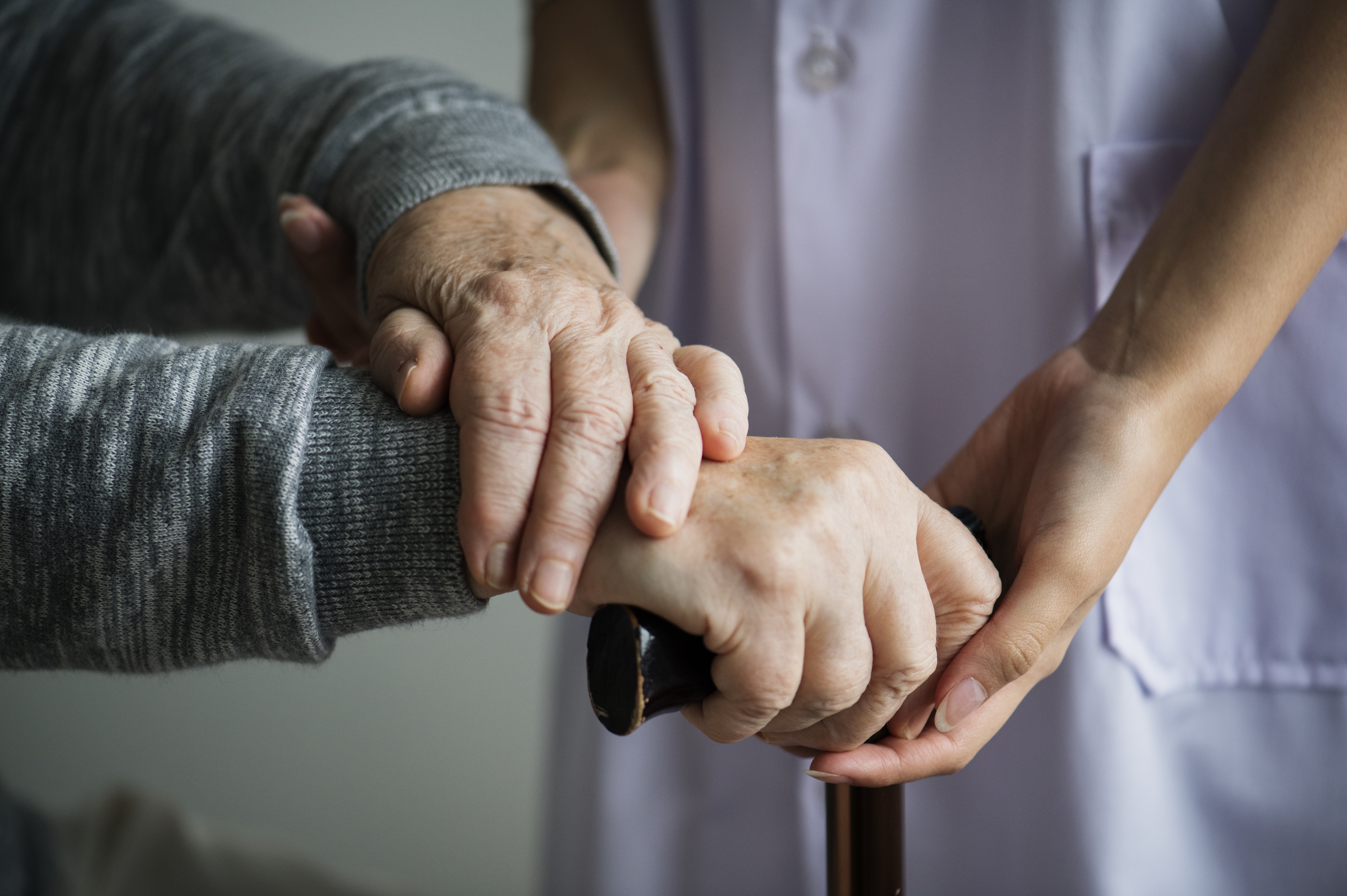 Пилотный проект долговременного ухода за пожилыми людьми стартовал в Свердловской области