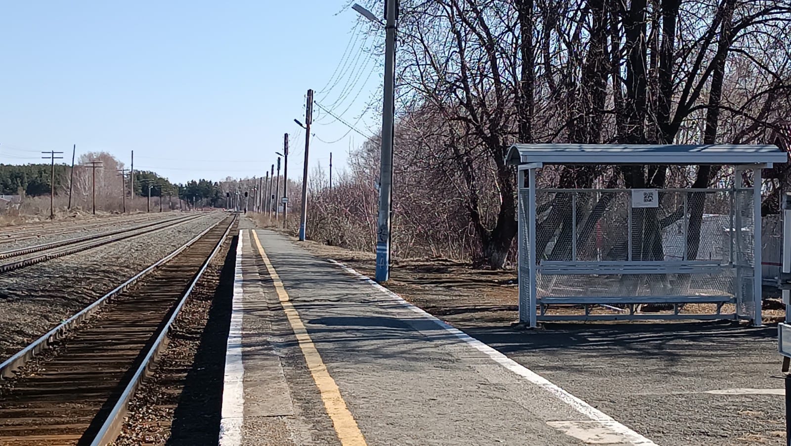 Нельзя курить, ходить в грязной одежде, заниматься бизнесом