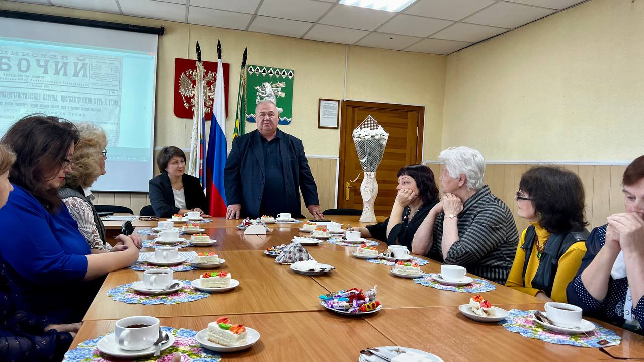 Теплая встреча в День рождения газеты