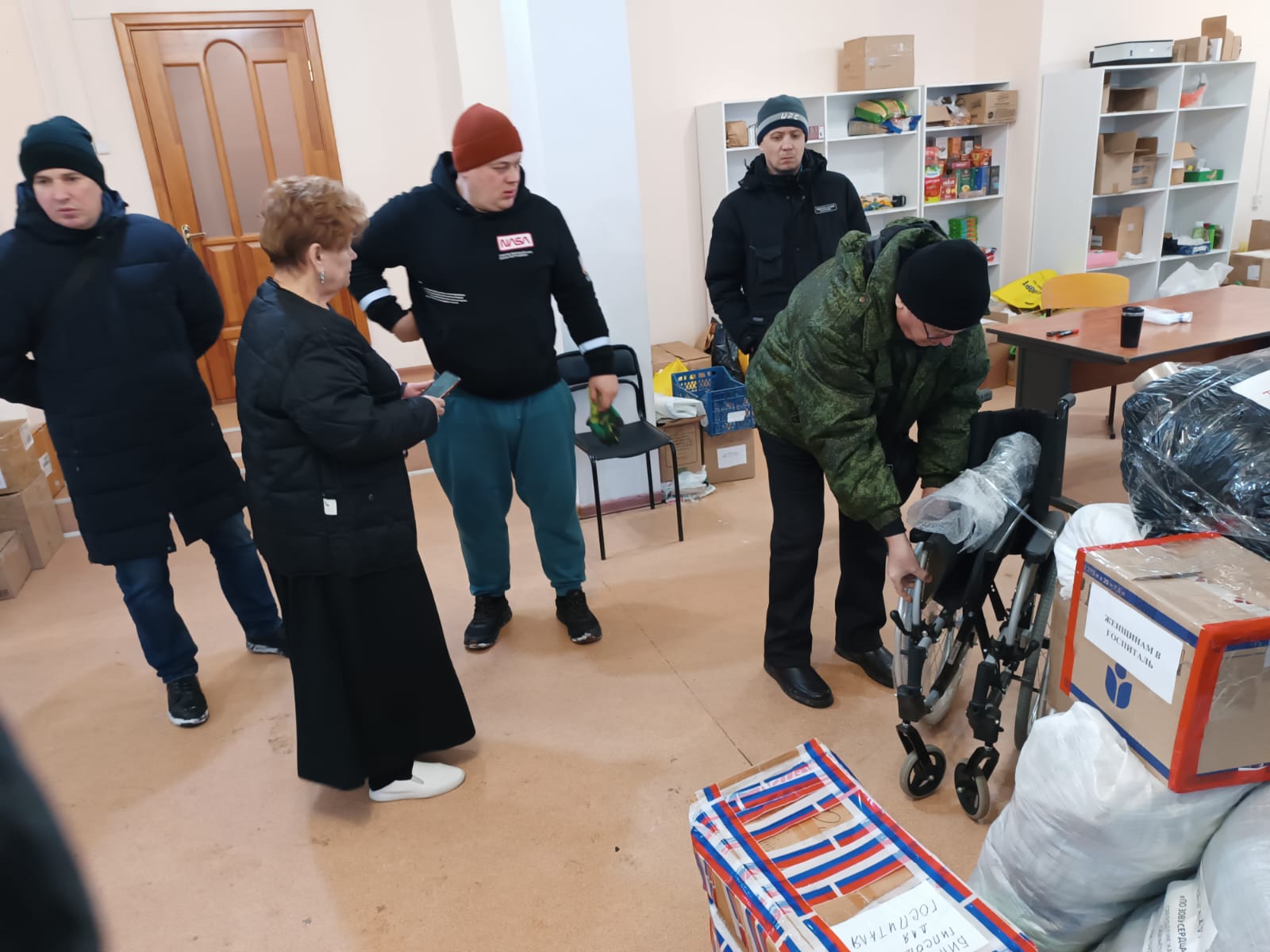 Гуманитарная помощь отправлена в военный госпиталь и на передовую