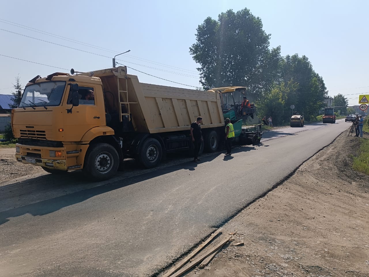 Масштабный ремонт дорог начался с улицы Первомайской