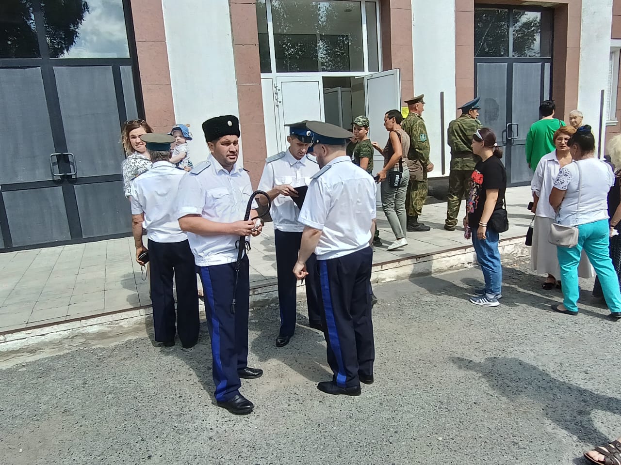 Служат Отечеству, казачеству и вере православной