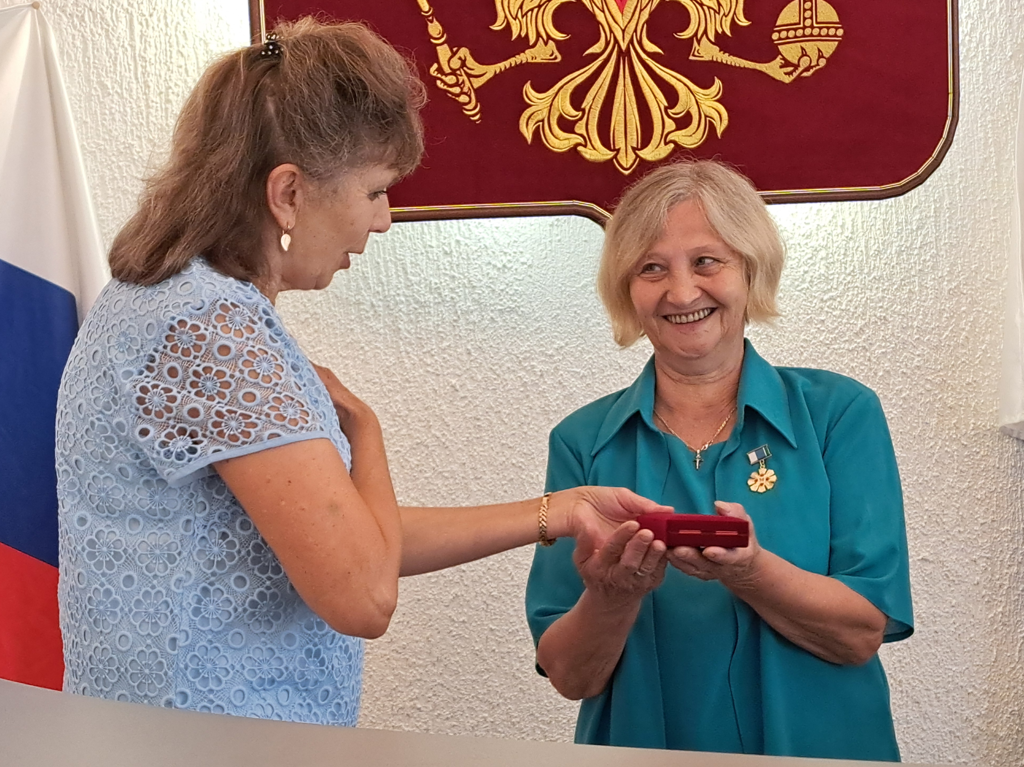 Поздравляют все!