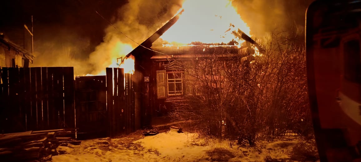 В Покровском сгорел дом