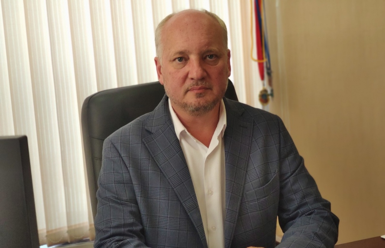 Фото предоставлено ЦРБ. Ирек Салимов, заместитель главного врача по организации эпидемиологической работы Центра общественного здоровья и медицинской профилактики, главный внештатный специалист–эпидемиолог Министерства здравоохранения Свердловской области