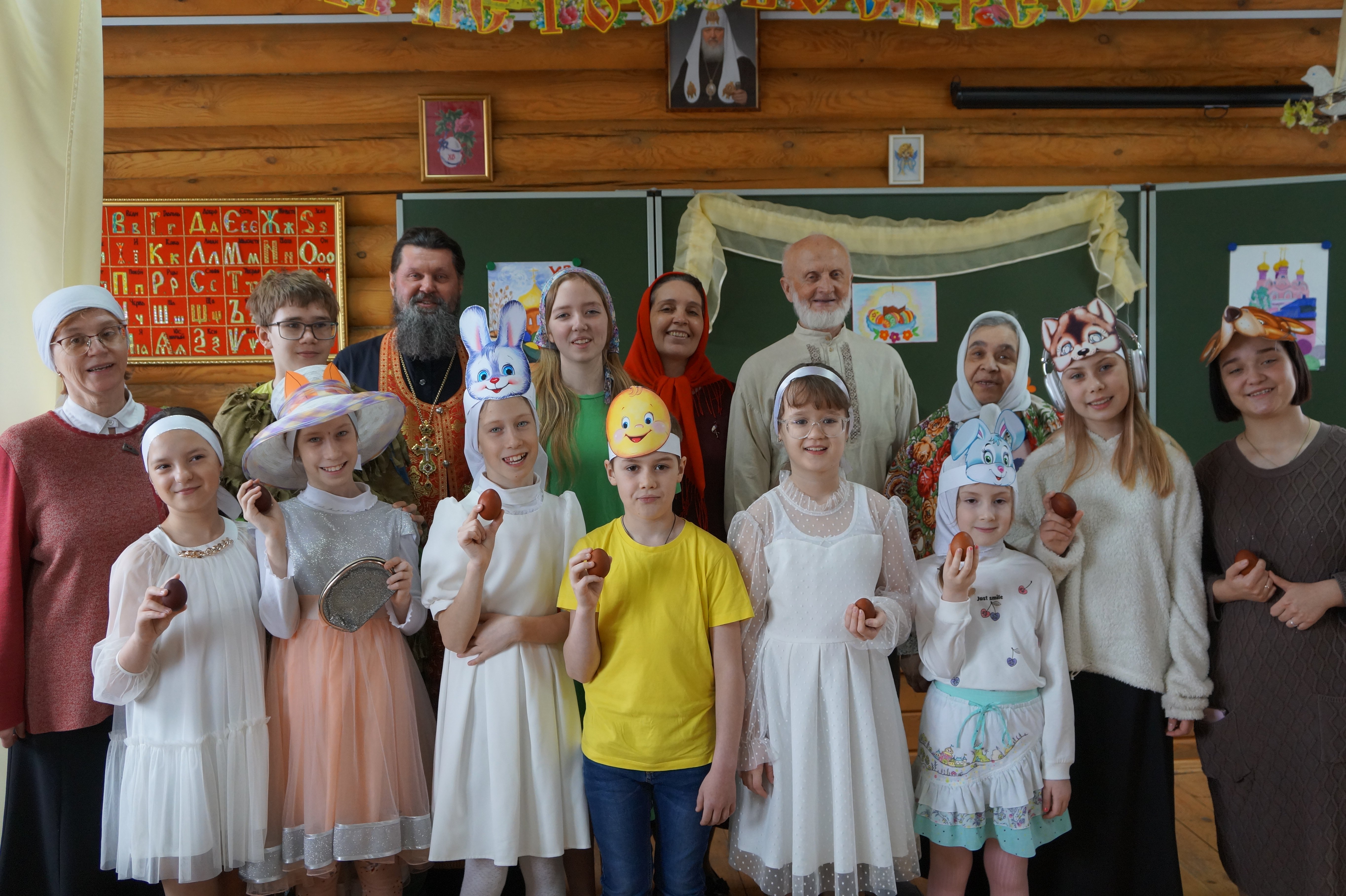 Воскресная школа в Артемовском дарит Пасхальную радость