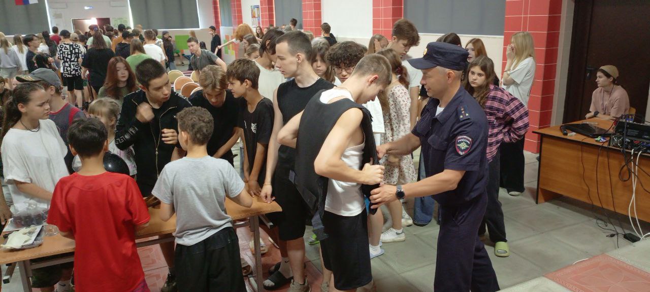 Экскурсия в мир МВД в "Салюте"