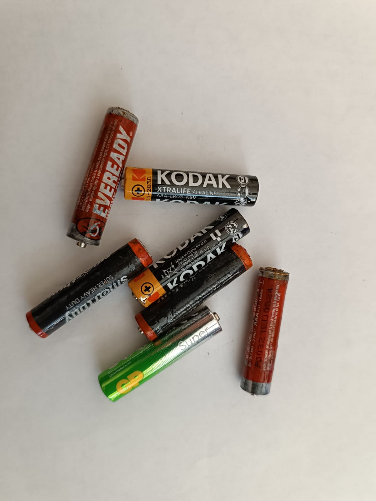 Примут отработанные батарейки и лампы