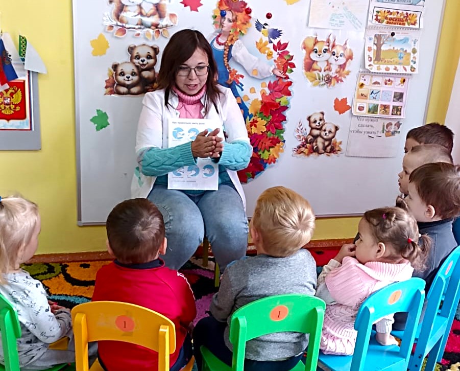 Надо, надо умываться!