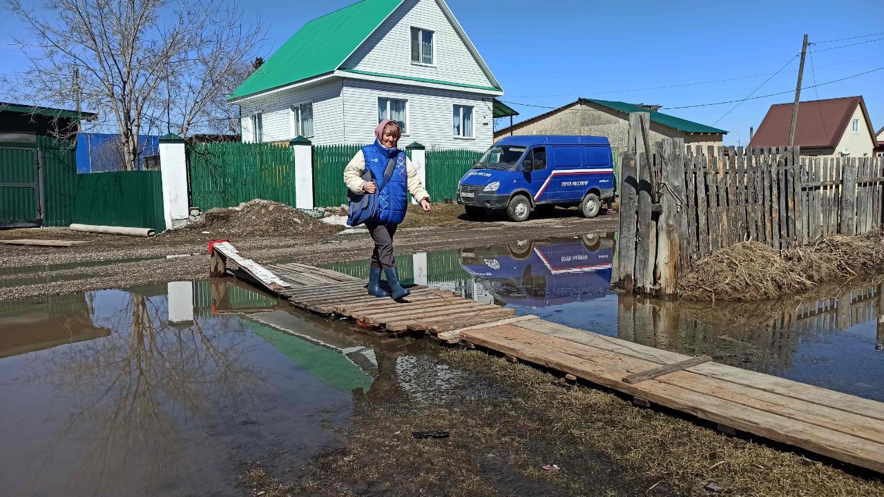 Каждый четвёртый свердловский пенсионер получает пенсию на дом