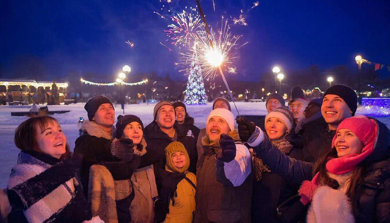 Салют, Новый год! Привет, травмпункт! 