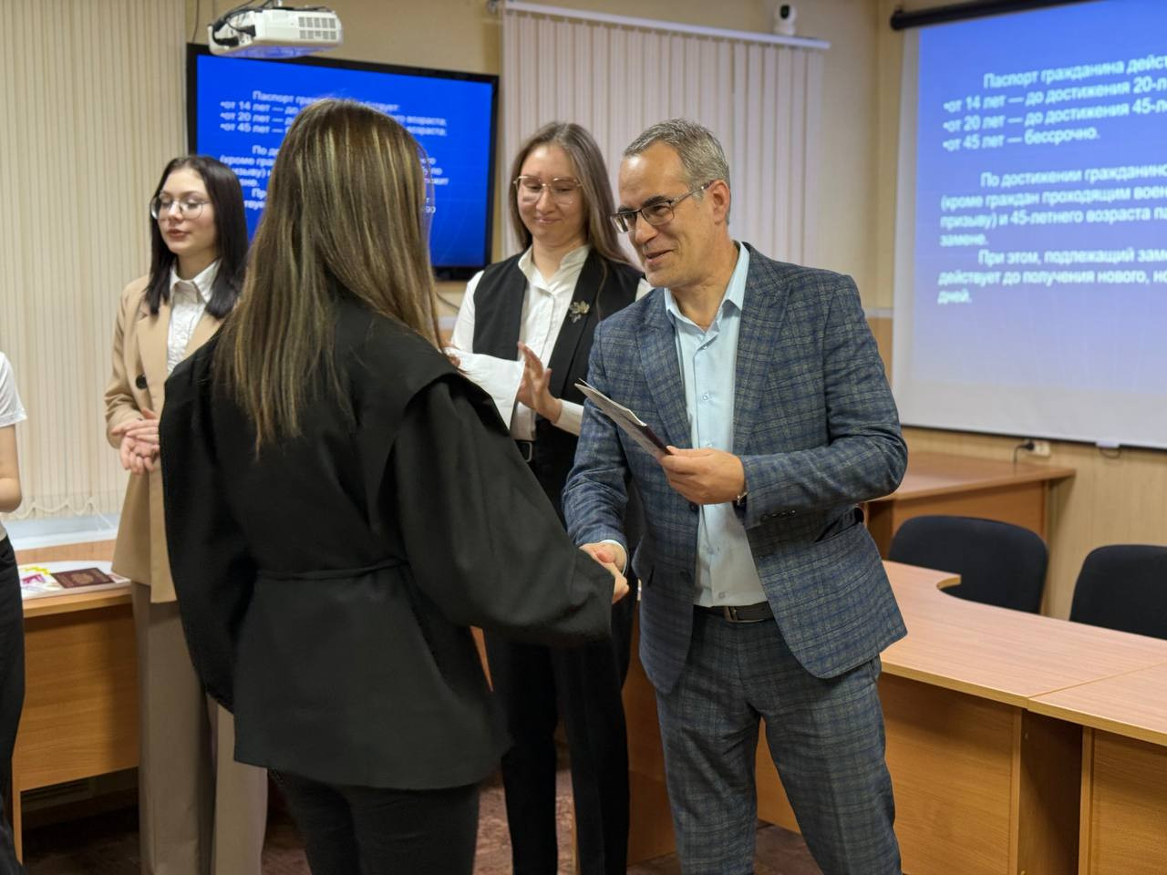 d7341166-dd36-491c-8830-51c00932799f