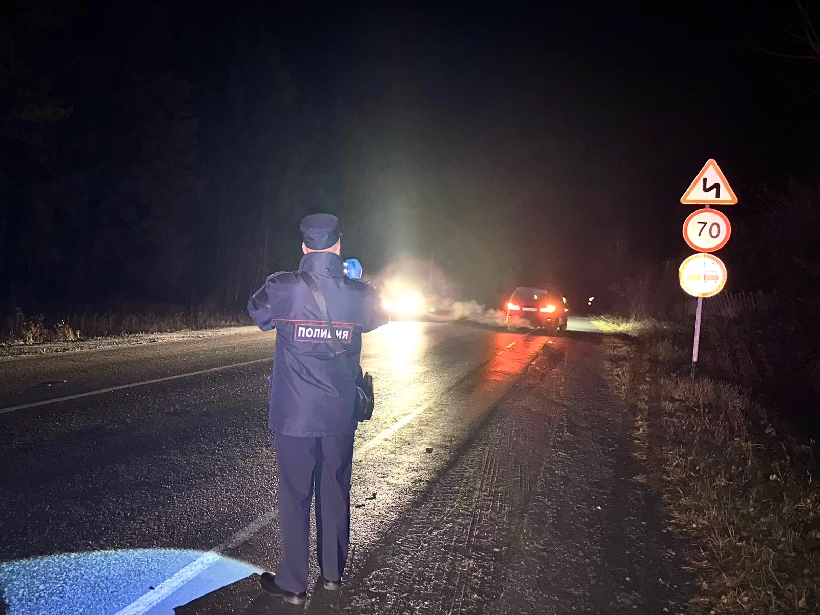 hrkbox2c32geijkrm-i3ein5zc2unktoim0dcabnbhx_y7tspd9l5csw-tynlyp_p46039