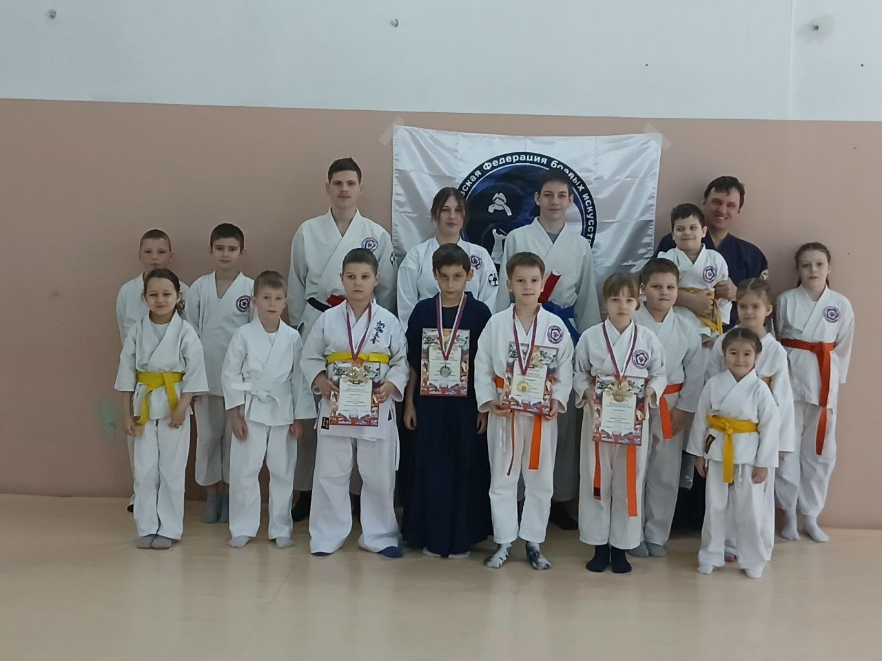 Бойцы из «Самурая» и «Мирного воина» выявили сильнейших в соревнованиях по айкидо и дзёдо 