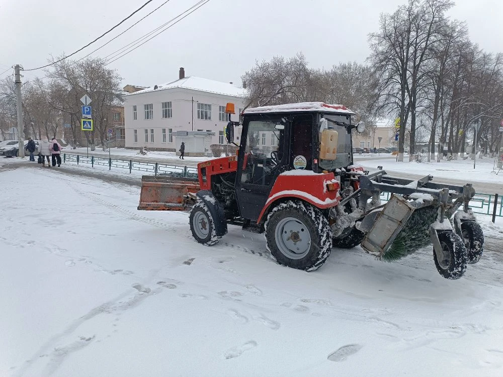 Снегопад - не проблема! Техника и люди готовы к любой погоде