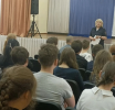 Доверяй, но проверяй: советы полиции, как уберечь ребенка от беды