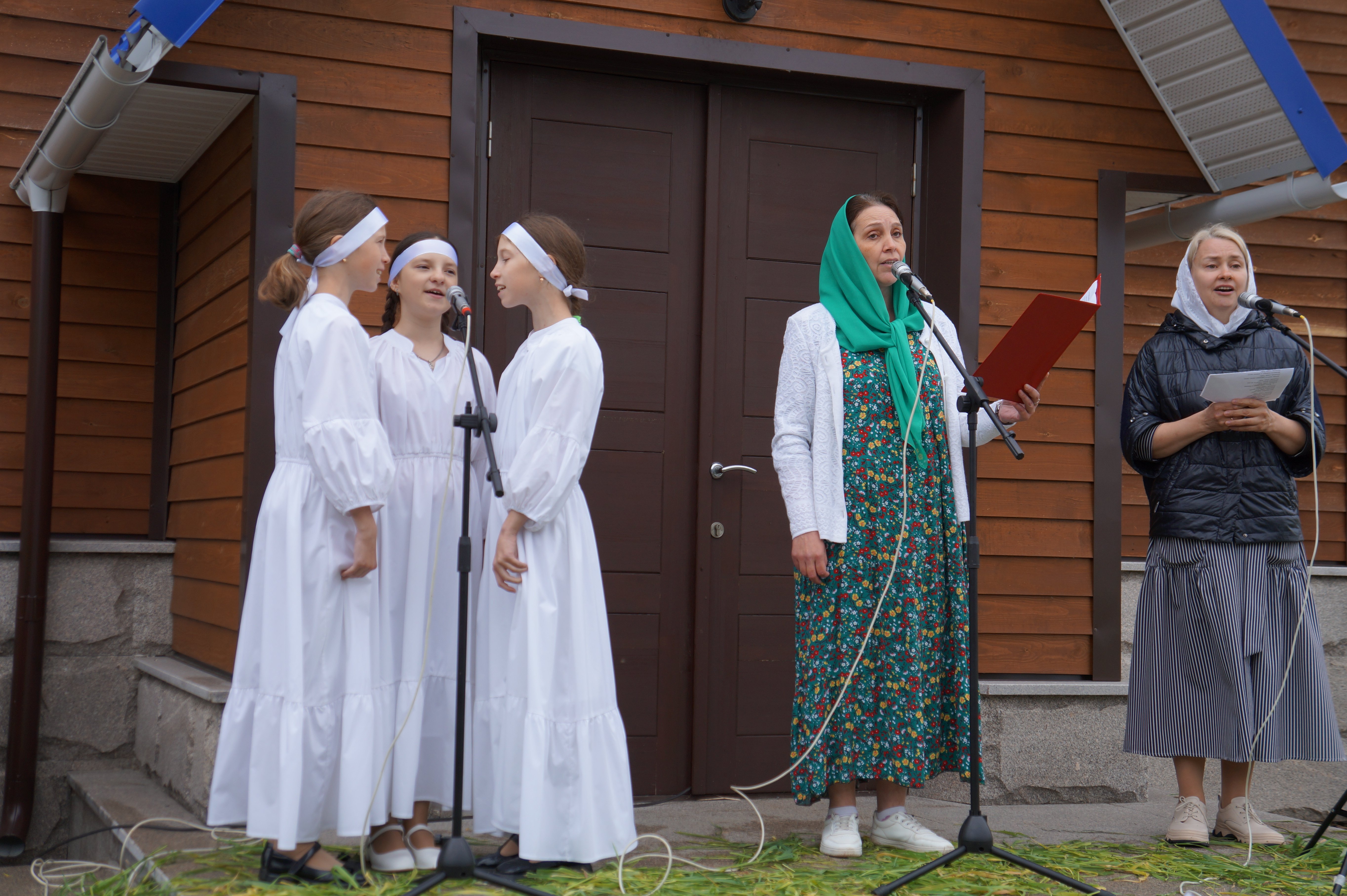 Троица в храме "Умиление"