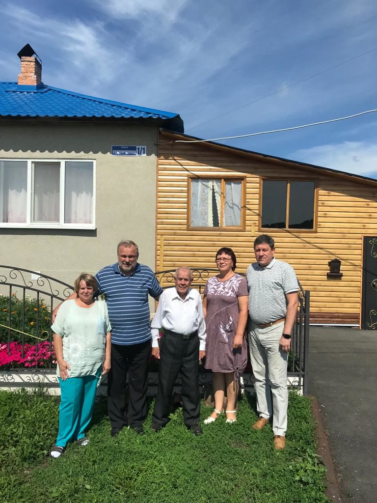 aa53e0eb-e234-43dd-aa9e-4ea1652d0e29