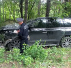 Сотрудники Артемовской Госавтоинспекции устанавливают обстоятельства ДТП, в котором пострадал несовершеннолетний водитель питбайка Фото предоставлено автором