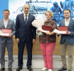 Денис Паслер вручил премии имени Черепановых выдающимся инженерам Фото: предоставлено ДИП